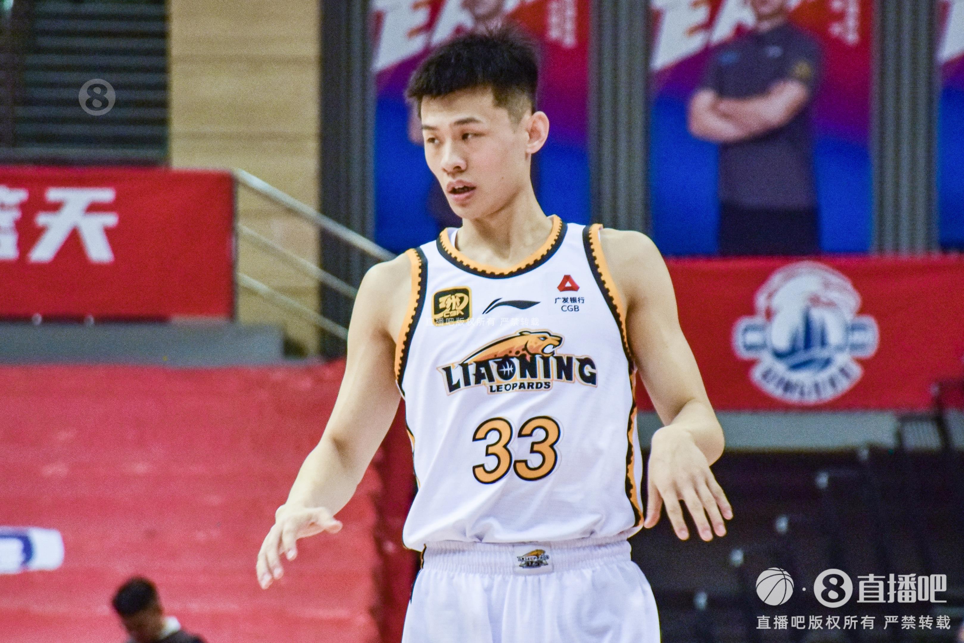 盡力了！王嵐嵚末節(jié)2記三分 全場18分鐘4中3拿到10分